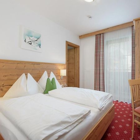 Pension Haus Am Dorfplatz 플라차우 외부 사진